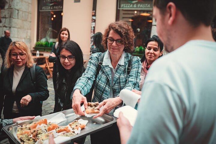 Half-Day Krakow Food Tour in Old Town and Kazimierz