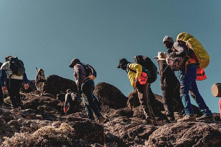 4 Days Mount Meru Trekking