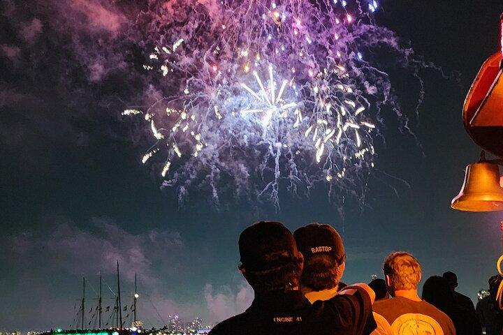Chicago Fireboat Fireworks Cruise