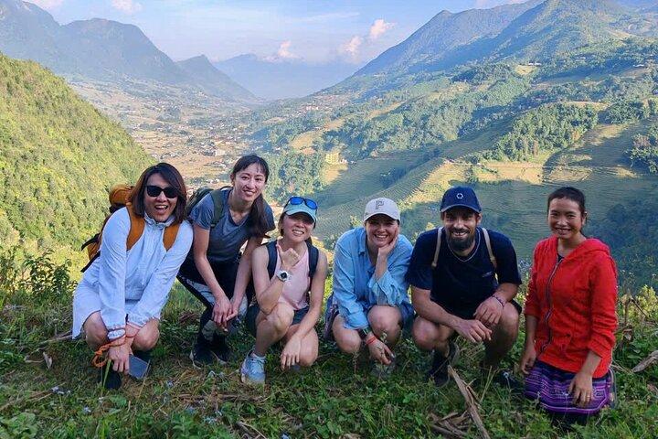 Sapa Trekking Tour: Y Linh Ho & Lao Chai with Local Guide