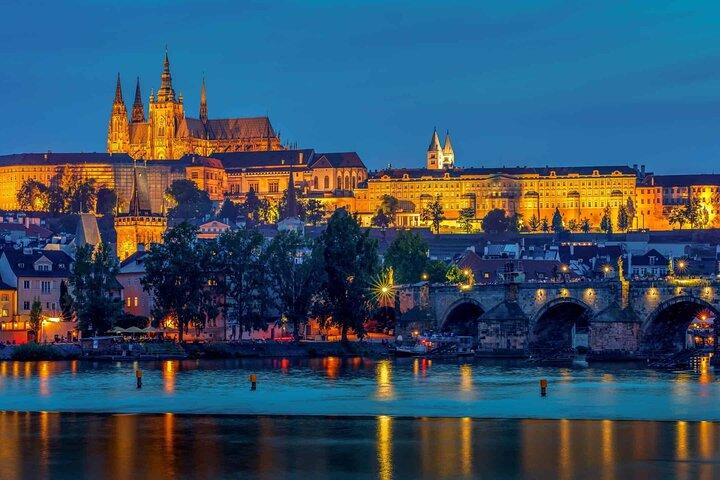 Prague: PRG Airport Private Transfer to/from City Center