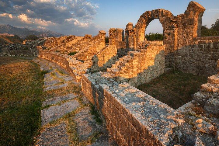 Split Salona and Klis Fortress Half Day Small Group Tour