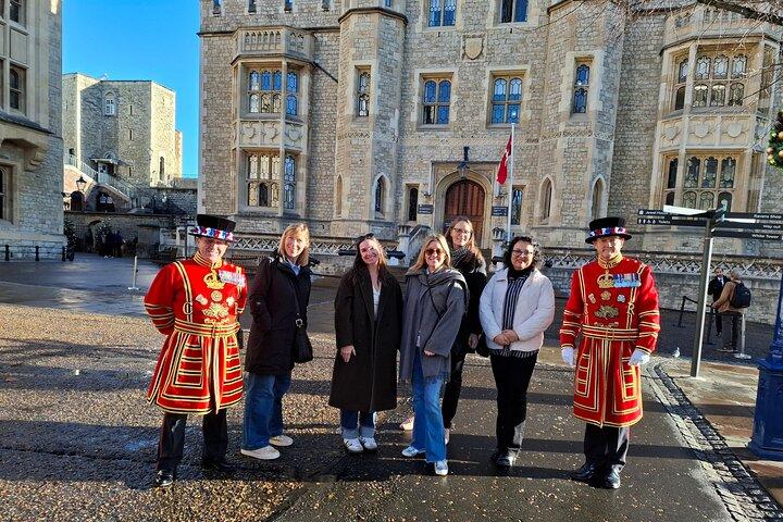Private Tours: Tower of London Beefeater Meet Greet Crown Jewels