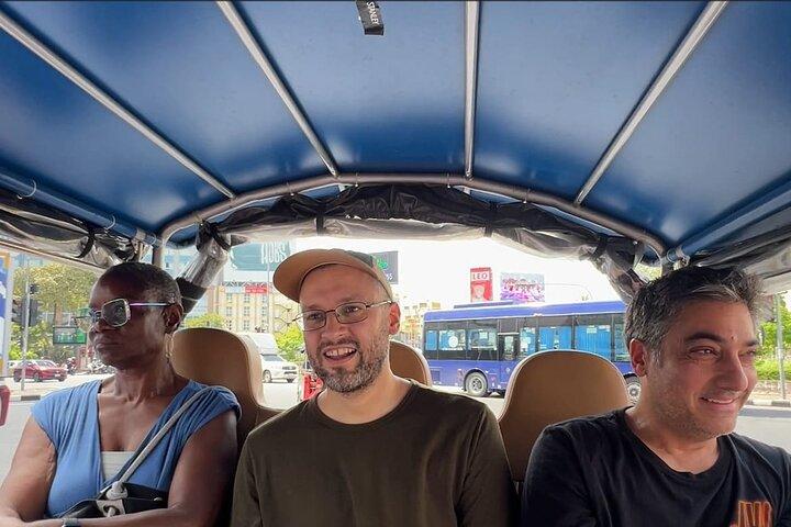 Bangkok’s Old Town: Talat Noi & Chinatown by Tuk Tuk & Walking