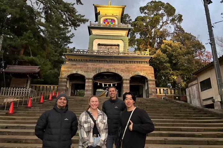 Kanazawa Food Tour: Omicho Market & Geisha District