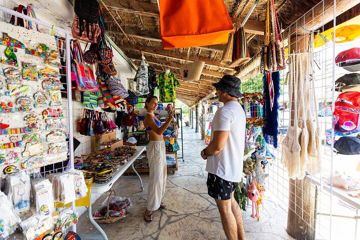 Beachside Tacos & Town Tour with Tequila Tasting From Cancun