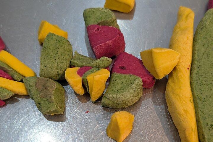 Colorful Pasta and Tiramisu Lesson in Milan
