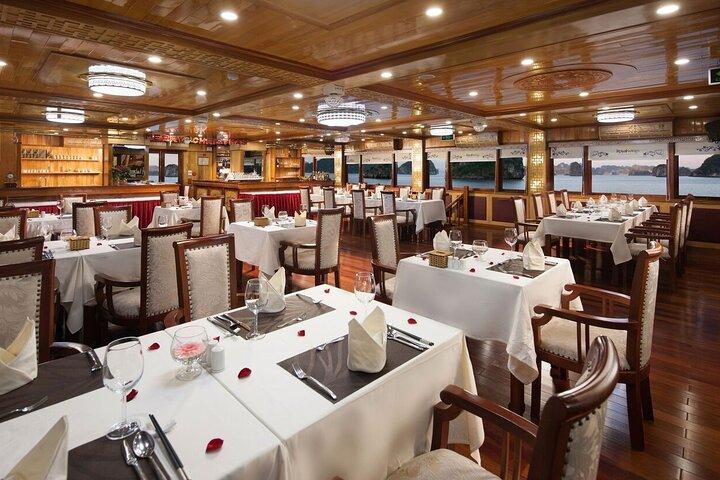 Halong Bay Luxury Cruise 2D1N with Meals and Transfer from Hanoi