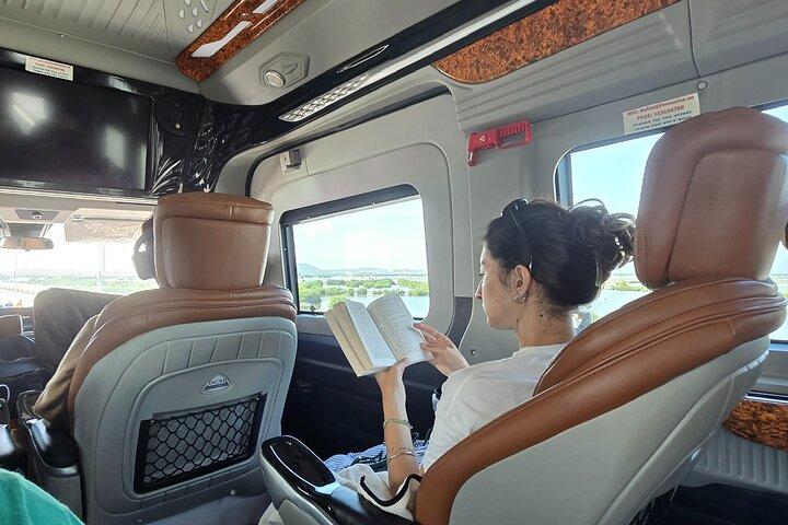 Limousine Bus Halong to Noi Bai airport or Hanoi or Ninh Binh