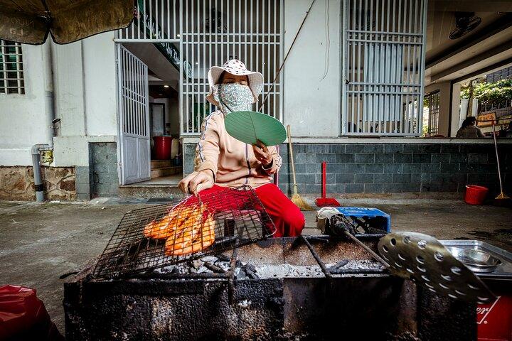 Da Nang Nights Food Tour with 15+ Tastings