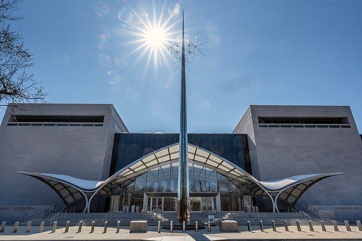 Washington DC Night Tour: ICONIC Landmarks, Monuments SMALL GROUP