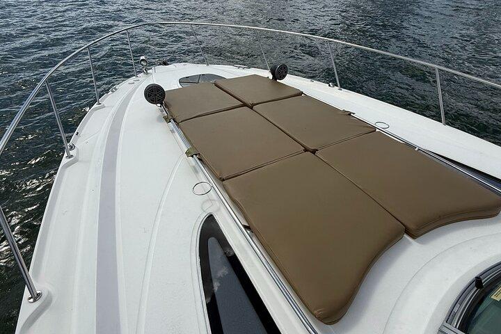 37 Ft Yacht Rental for 2 or 4 hours, Bluetooth, In the Miami Bay