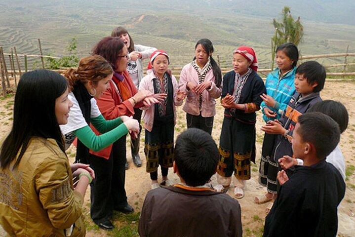Sapa 3 Days 2 Nights Authentic Trekking & Fansipan with VIP cabin