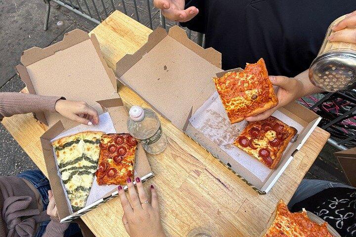 Lower Manhattan's Ultimate Pizza Crawl experience (5 tastings)