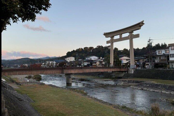 Takayama Early Morning Guided Walking Tour and Market Visit