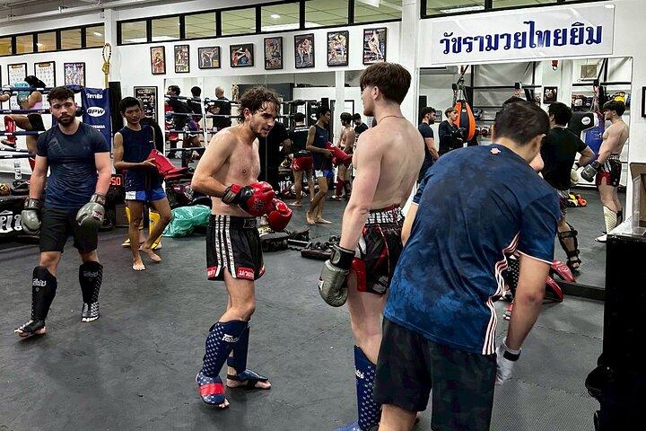 Bangkok Private Muay Thai Class at Watchara Muay Thai Gym