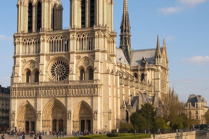 Notre-Dame Exclusive Private Guided Tour
