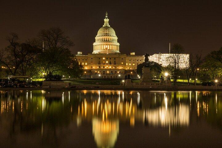 Washington DC Night Tour: ICONIC Landmarks, Monuments SMALL GROUP