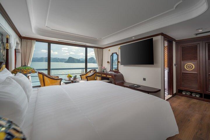 Halong Bay Lamour Cruise 2D1N Premium 5 Star Experience