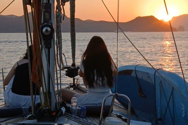 Private 2 Hours Sunset Cruise in Milos — Magical Klima Village