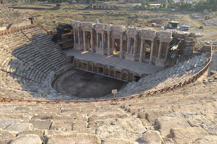 Antalya: Pamukkale Hot Springs & Hierapolis Ancient City Tour