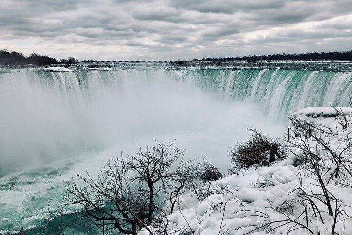 Niagara Falls In-Depth Tour from Toronto Small Group Max 13