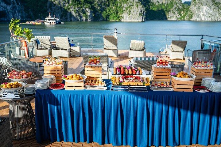 Hanoi: Ultimate Luxury Day Cruise to Lan Ha Bay with Tasty Lunch