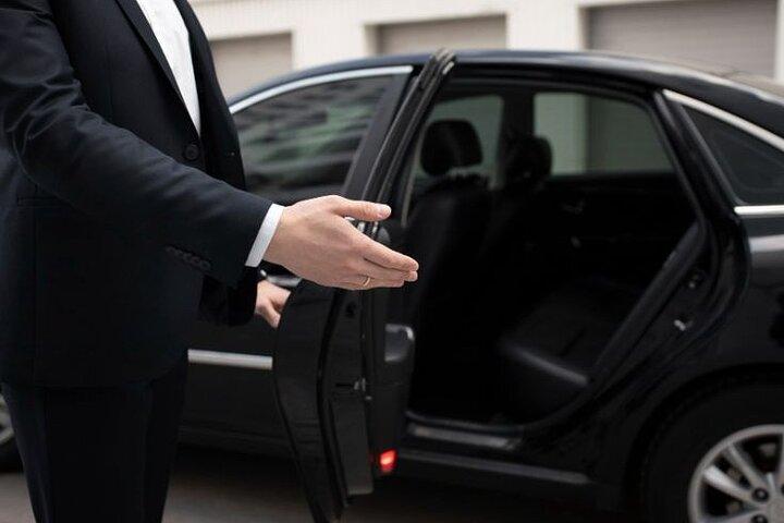 Dubai Full-Day Private Car with Professional Driver Hire