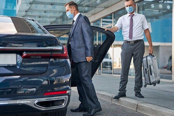 Dubai Full-Day Private Car with Professional Driver Hire