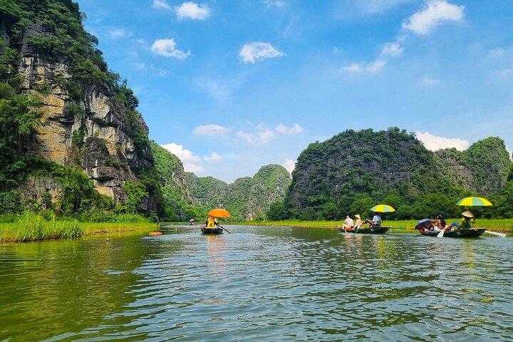 Luxury Day Trip from Hanoi: Explore Hoa Lu Capital & Tam Coc