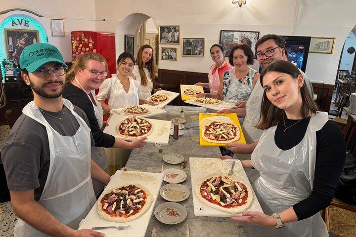 Naples Pizza Cooking Class in Local Restaurant