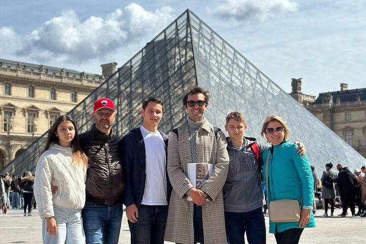 Private Tour of Central Paris: Icons, Secrets & Hidden Gems