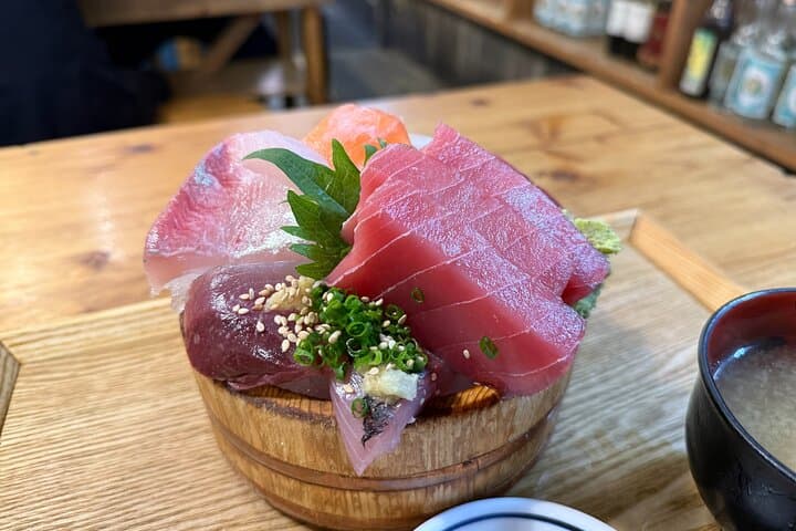Tokyo Shinjuku Food Tour 15 Dishes and 4 Eateries