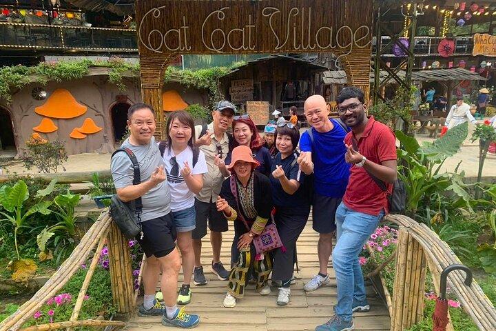 Sapa to Cat Cat Village: Half-Day Scenic Walk with Local Guide
