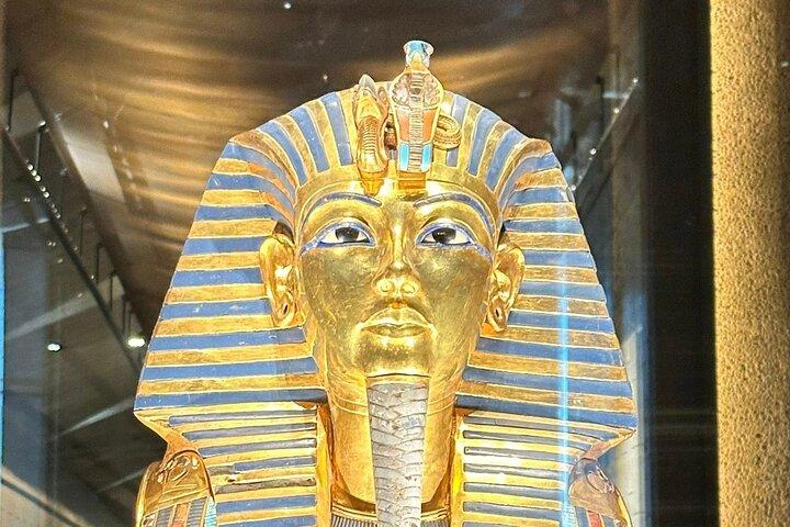 Discover the Pyramids and the New Grand Museum with Egyptologist