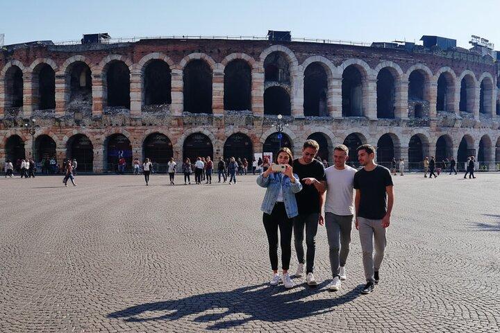 Self Guided Walking Tour of Verona with Audio Guide
