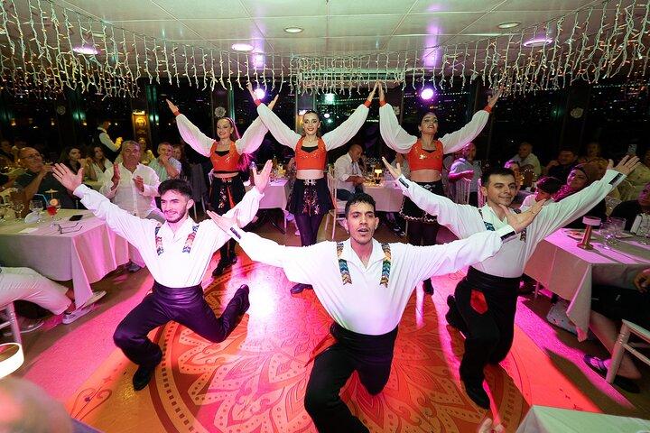 Istanbul Bosphorus Dinner Cruise & Soft Drinks