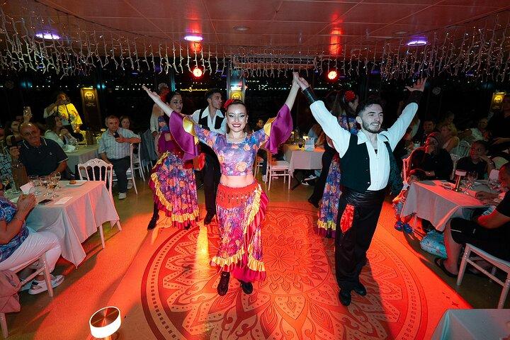 Istanbul Bosphorus Dinner Cruise & Soft Drinks