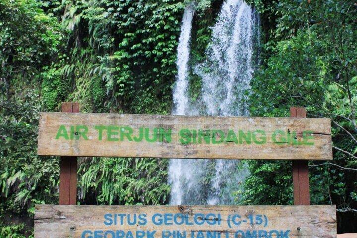 Lombok 2 Day Tours, Sendang Gile, Tiu Kelep Trek and Gili Nanggu