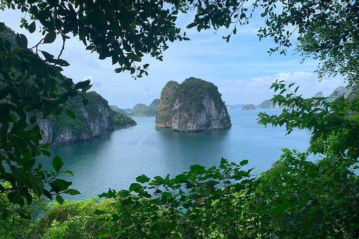 From Hanoi: Off-the-Beaten-Path Bai Tu Long Bay Scenic Cruise