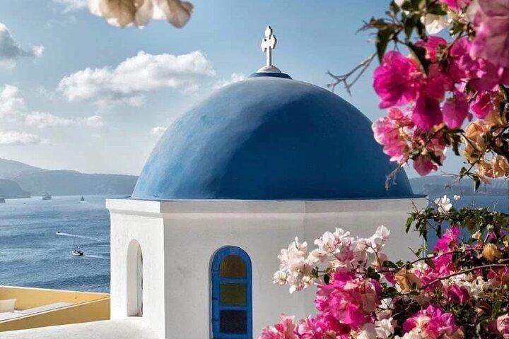 Santorini: Fira to Oia Best Taxi-Style Tour!