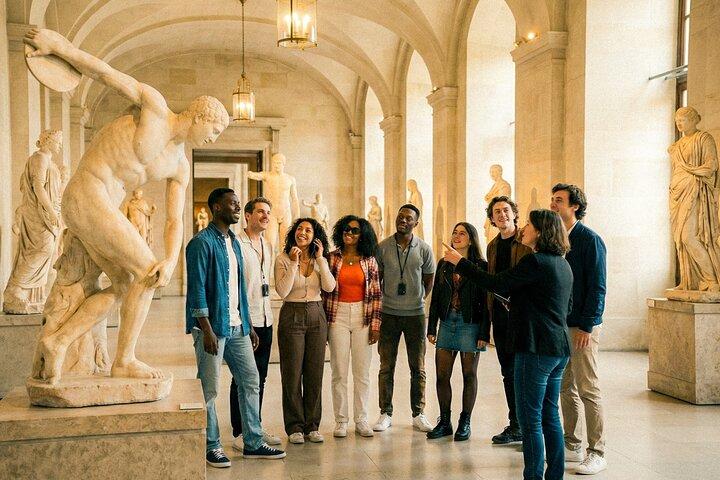 VIP Louvre Mona Lisa & Highlights Tour with Reserved Access