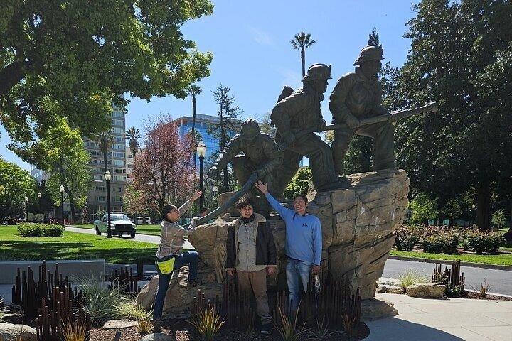 Sacramento Puzzling Adventure Scavenger Hunt Walking Activity