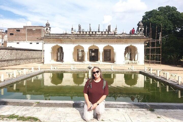 Hyderabad Heritage Tour: Museums, British Residency &Paigah Tombs