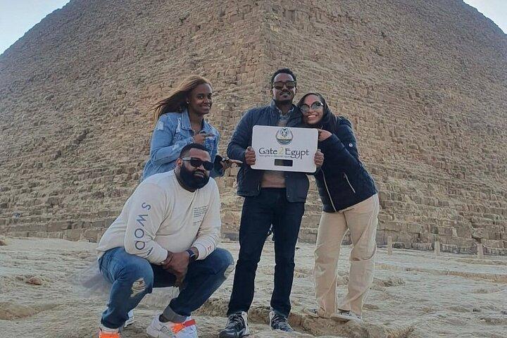 Half Day Tour Giza Pyramids and Great Sphinx with Tour Guide