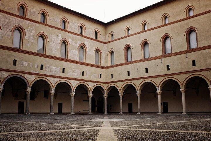 Milan Murder Mystery Outdoor Detective Game