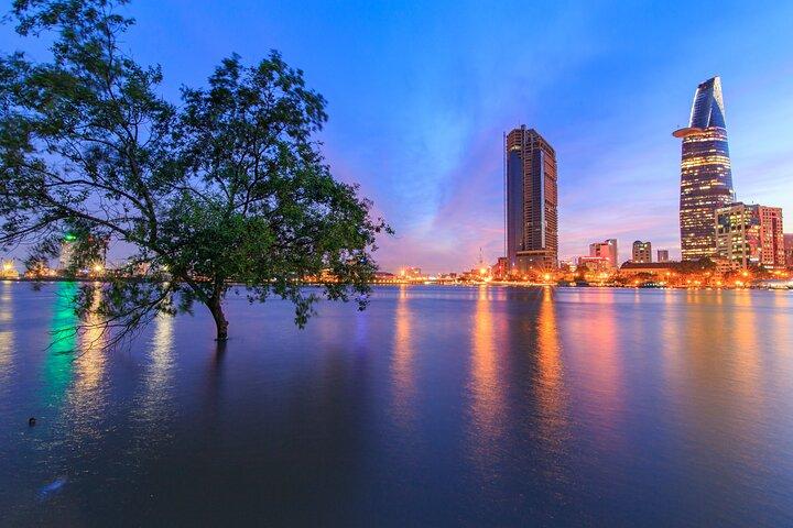 Private Tour of Ho Chi Minh City’s Nighttime Icons
