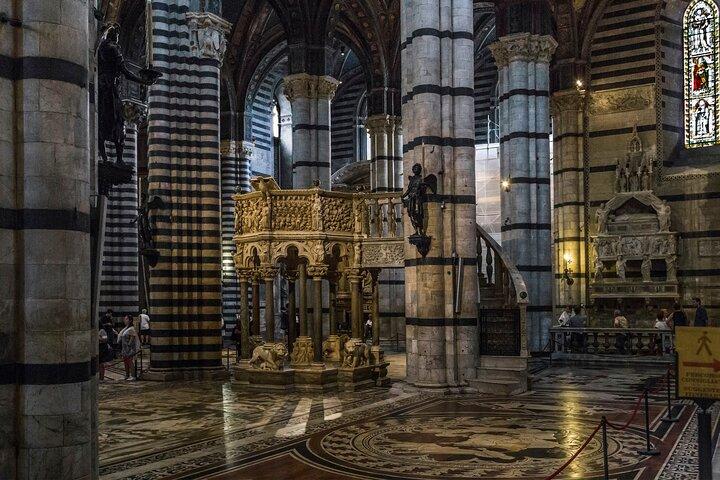 Siena Private Walking Tour: Traditions, Streets & Cathedral