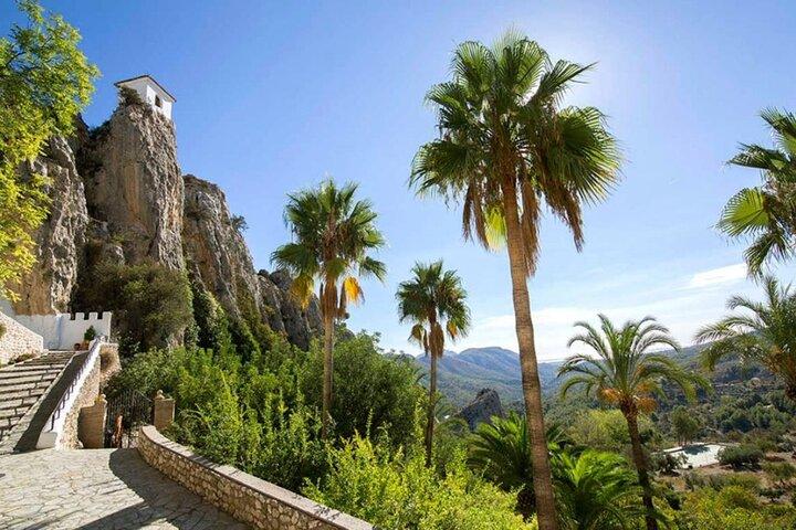 Alicante: Tour to Guadalest and Altea by Libre with Transfer