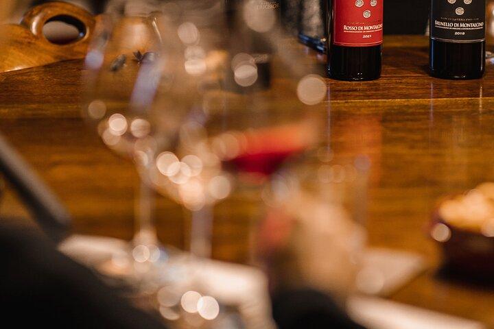 Montalcino: Guided Winery Tour with Tuscan Wine & Cheese Tasting